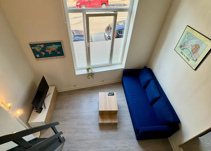 Studio Avec Chambre En Mezzanine