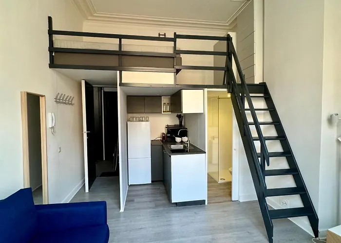 Studio Avec Chambre En Mezzanine